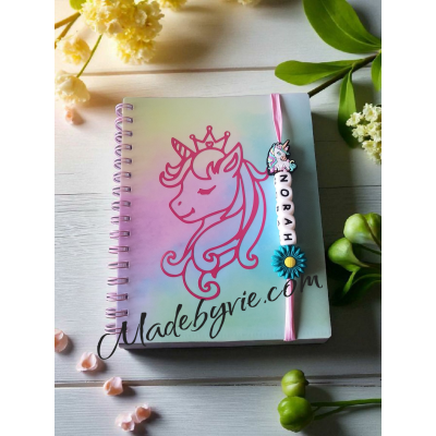 Schriftje rainbow met kralen Schriftje rainbow met kralen