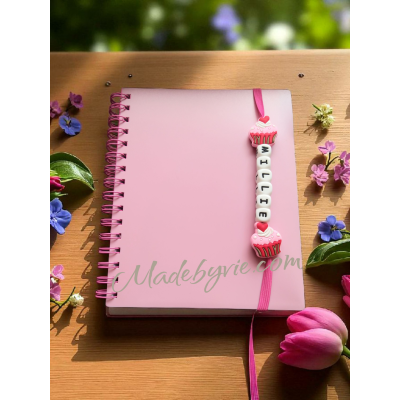 Schriftje roze met kralen Schriftje roze met kralen