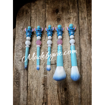 Beaded make-up brushes