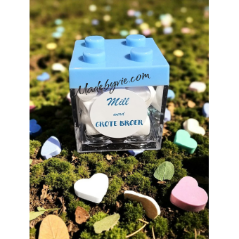 Lego doosje met sticker Lego doosje met sticker